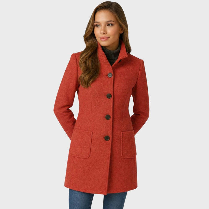 Delores | Manteau Structuré en Mélange de Laine avec Col Montant et Fermeture à Boutons