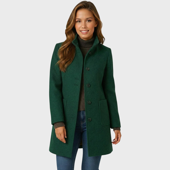 Delores | Manteau Structuré en Mélange de Laine avec Col Montant et Fermeture à Boutons